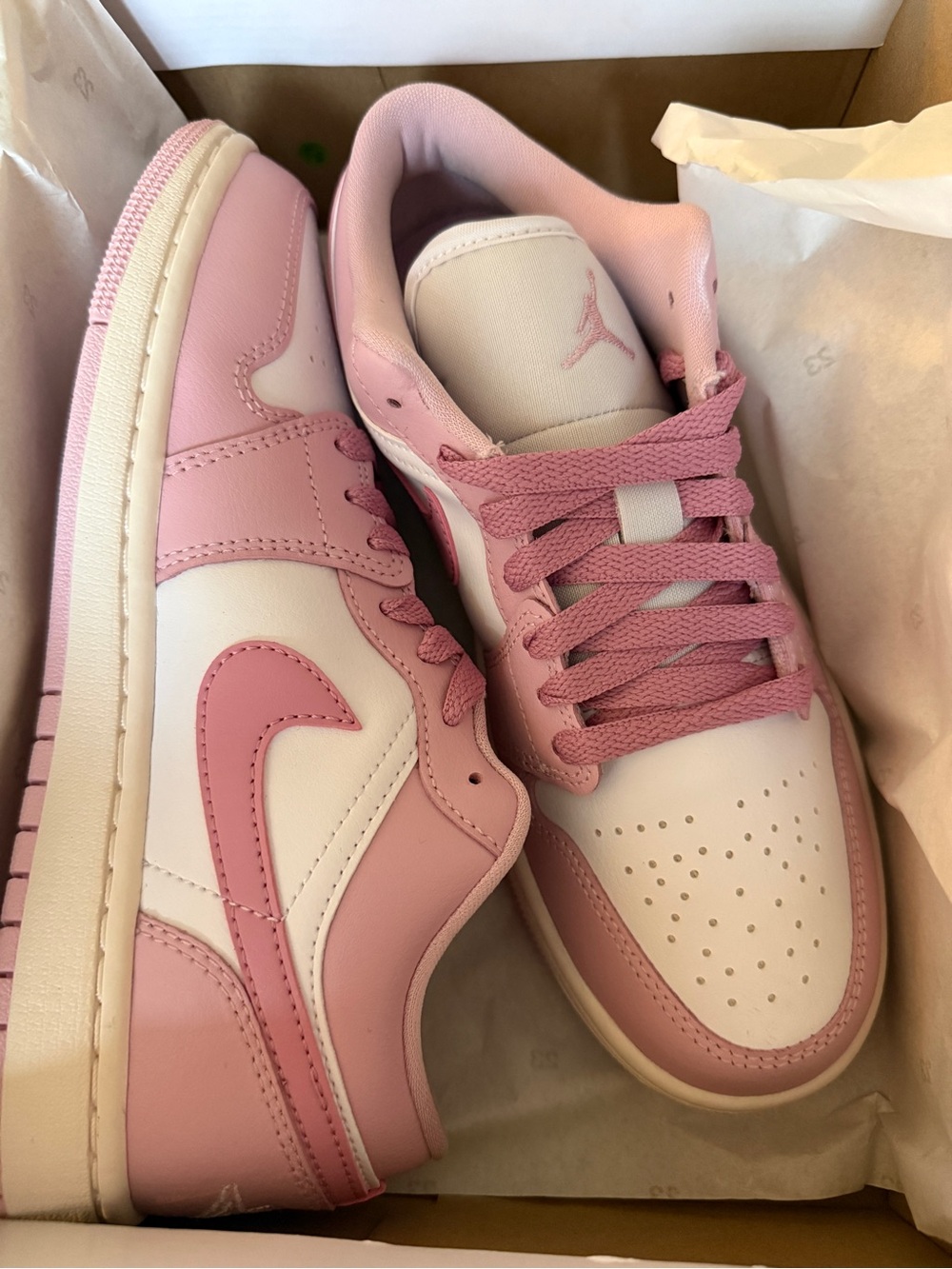 Nike Air Jordan 1 Low Women's Sneakers - Pink/White